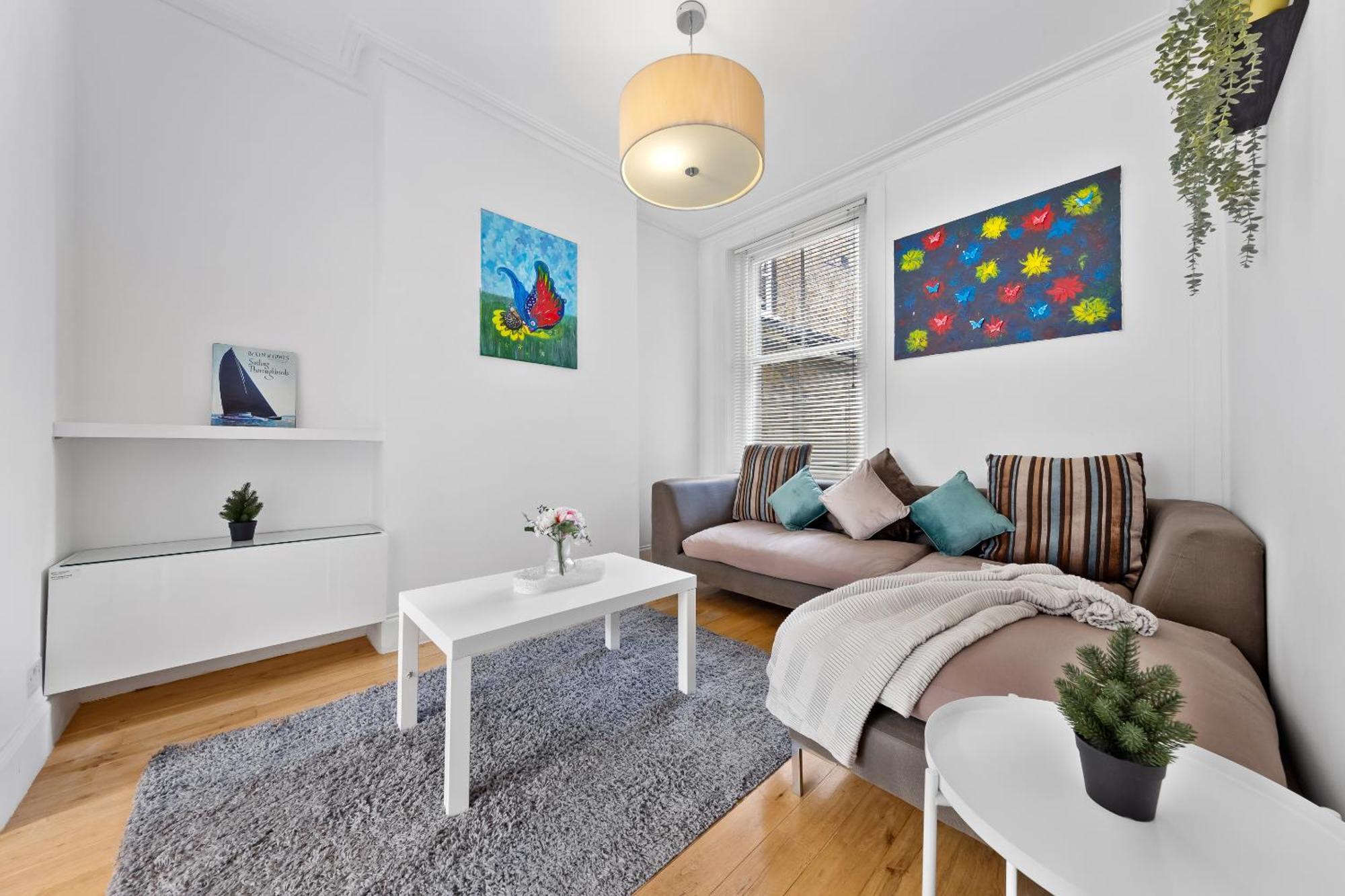 Luxury 4-Bedroom Modern Flat In Central London Steps From Station, Sleeps 9 In Style! Exteriör bild