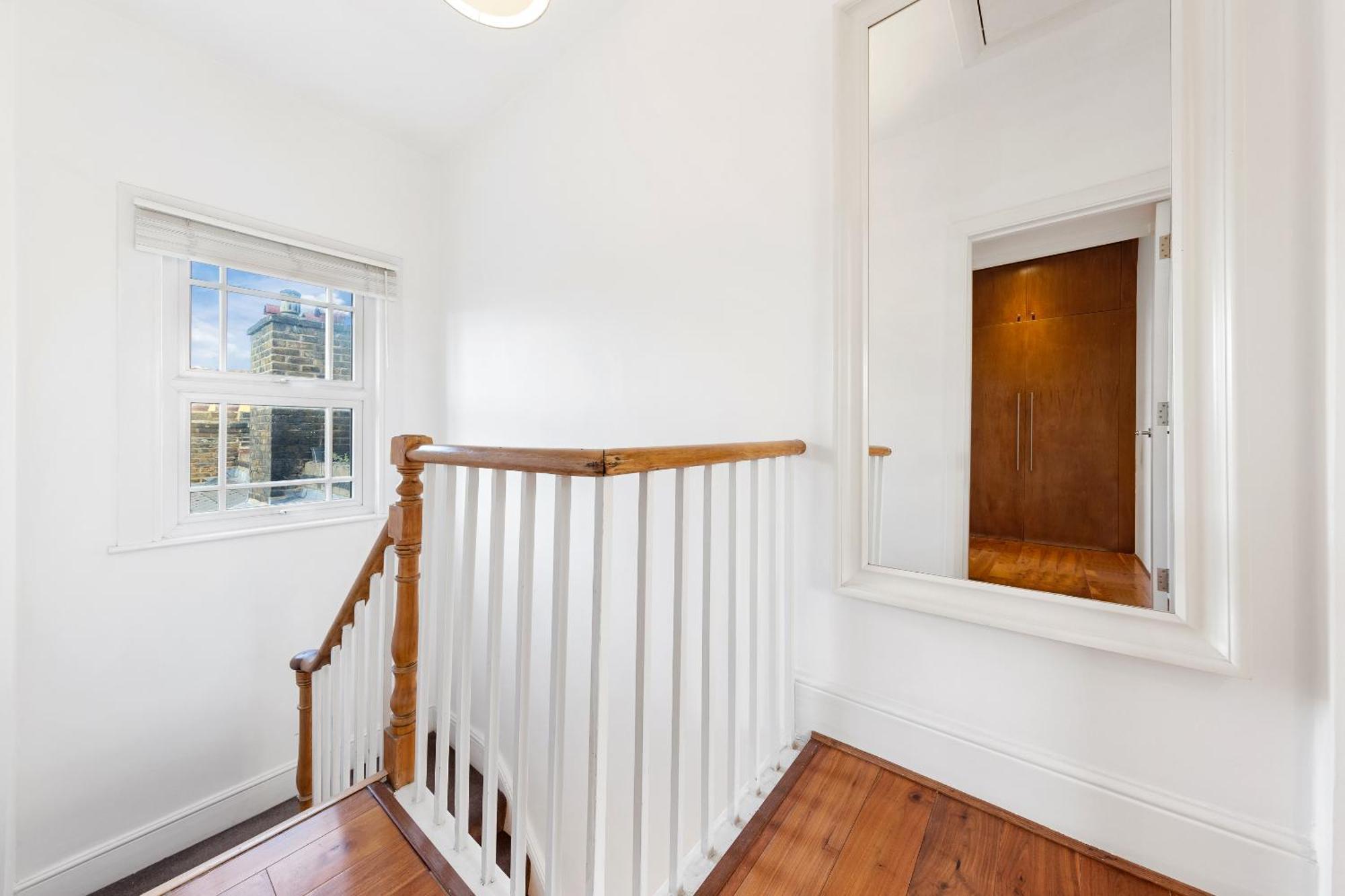 Luxury 4-Bedroom Modern Flat In Central London Steps From Station, Sleeps 9 In Style! Exteriör bild