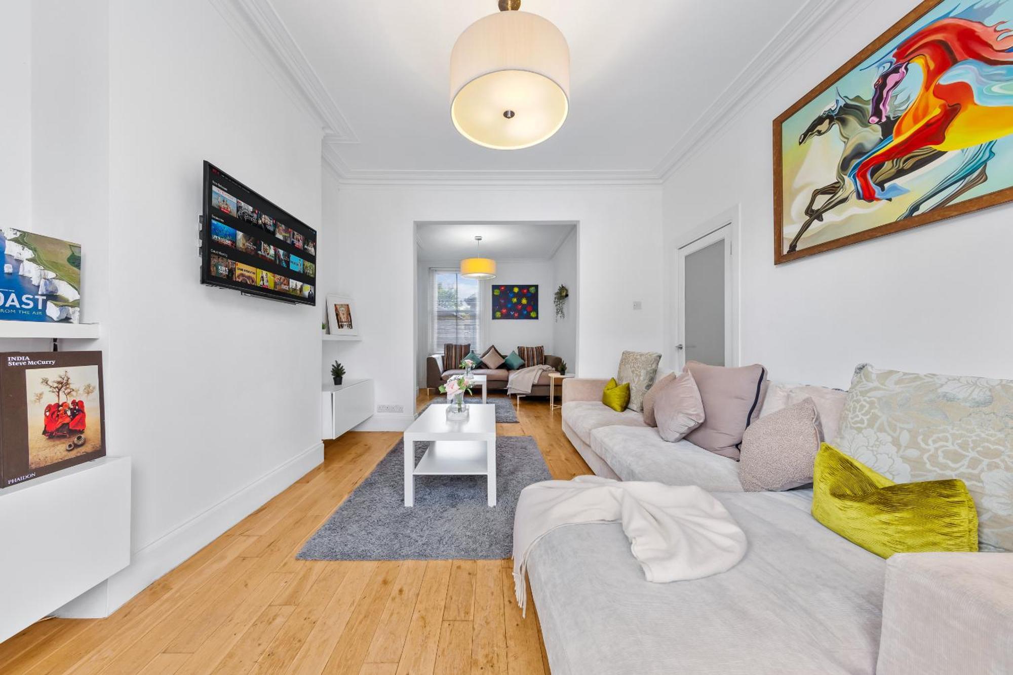 Luxury 4-Bedroom Modern Flat In Central London Steps From Station, Sleeps 9 In Style! Exteriör bild