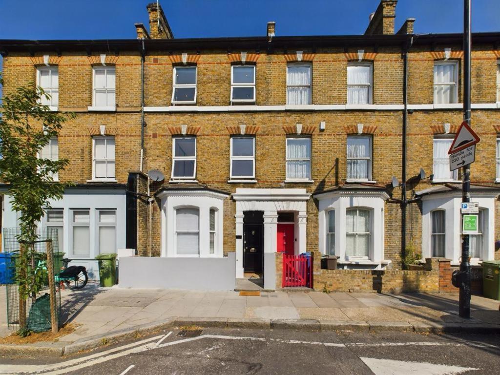 Luxury 4-Bedroom Modern Flat In Central London Steps From Station, Sleeps 9 In Style! Rum bild