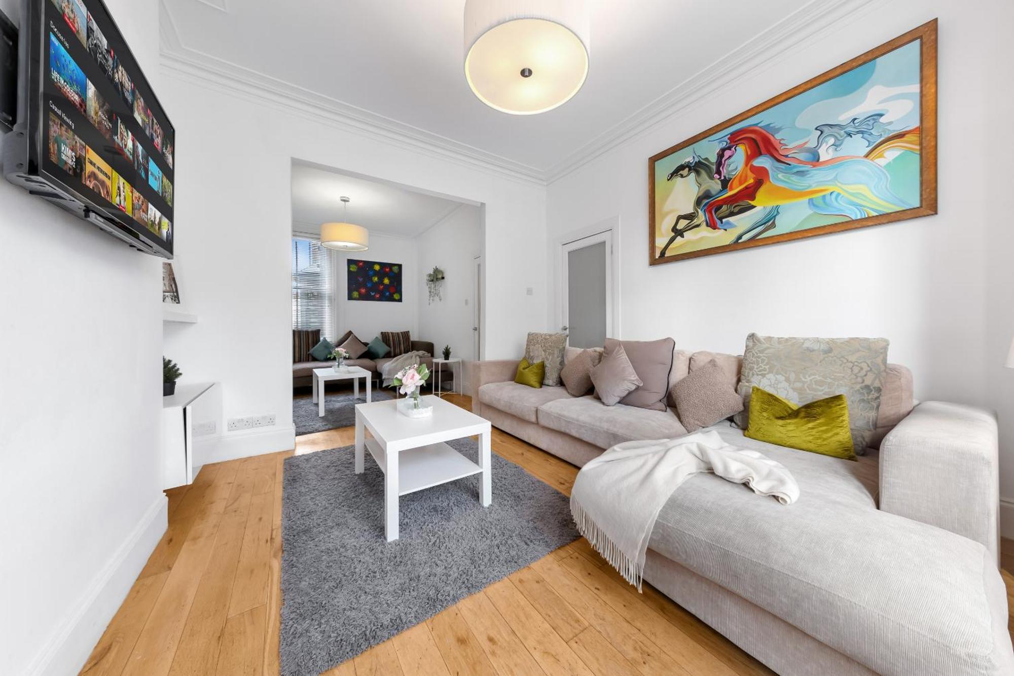 Luxury 4-Bedroom Modern Flat In Central London Steps From Station, Sleeps 9 In Style! Exteriör bild