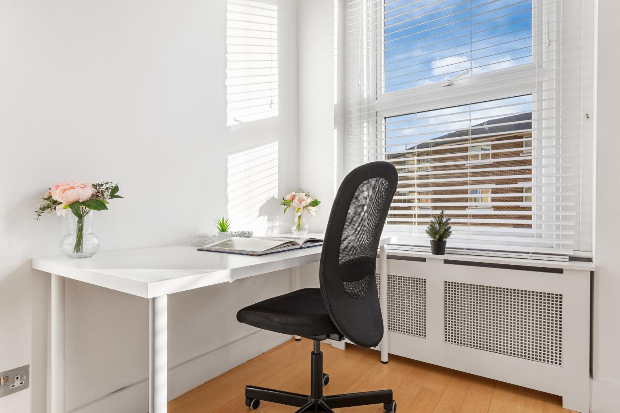 Luxury 4-Bedroom Modern Flat In Central London Steps From Station, Sleeps 9 In Style! Exteriör bild