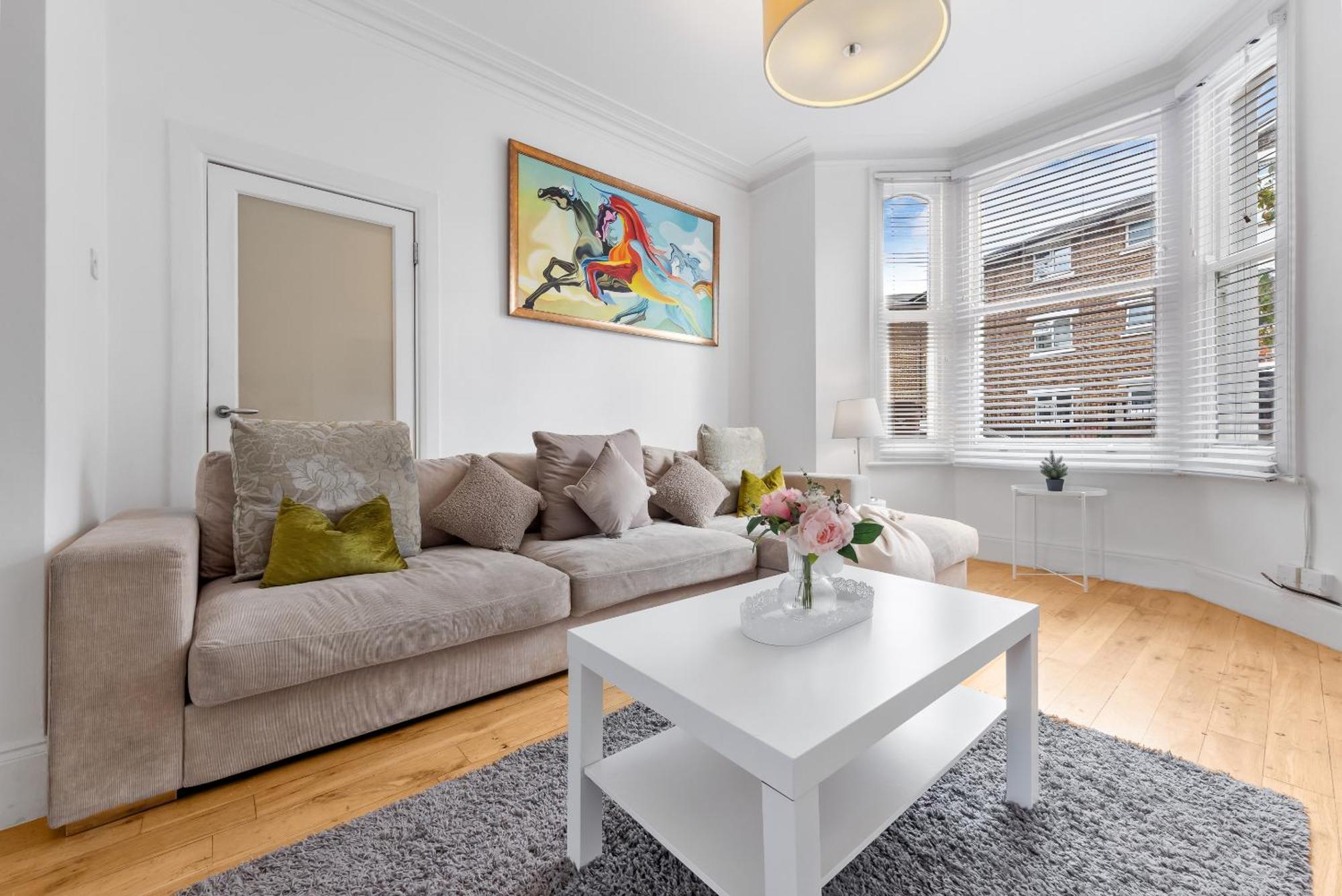 Luxury 4-Bedroom Modern Flat In Central London Steps From Station, Sleeps 9 In Style! Exteriör bild