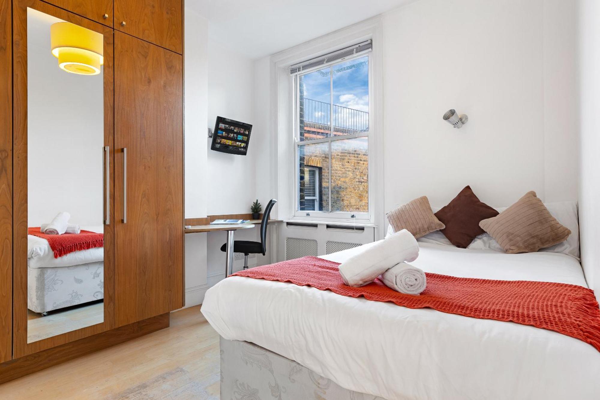 Luxury 4-Bedroom Modern Flat In Central London Steps From Station, Sleeps 9 In Style! Exteriör bild